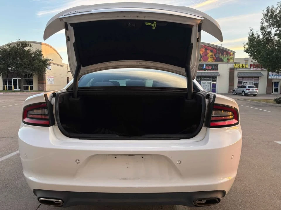 2015 Dodge Charger 7th Gen - Image 6 of 17