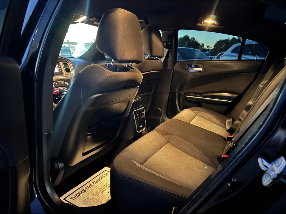 2015 Dodge Charger 7th Gen - Image 5 of 12