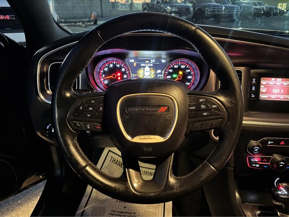 2015 Dodge Charger 7th Gen - Image 9 of 12