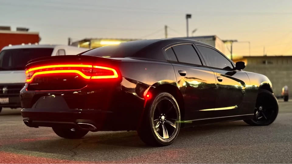 2015 Dodge Charger 7th Gen - Image 3 of 12