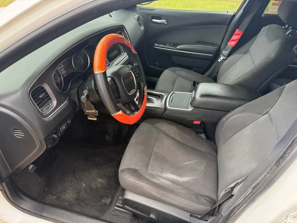2015 Dodge Charger 7th Gen - Image 11 of 20
