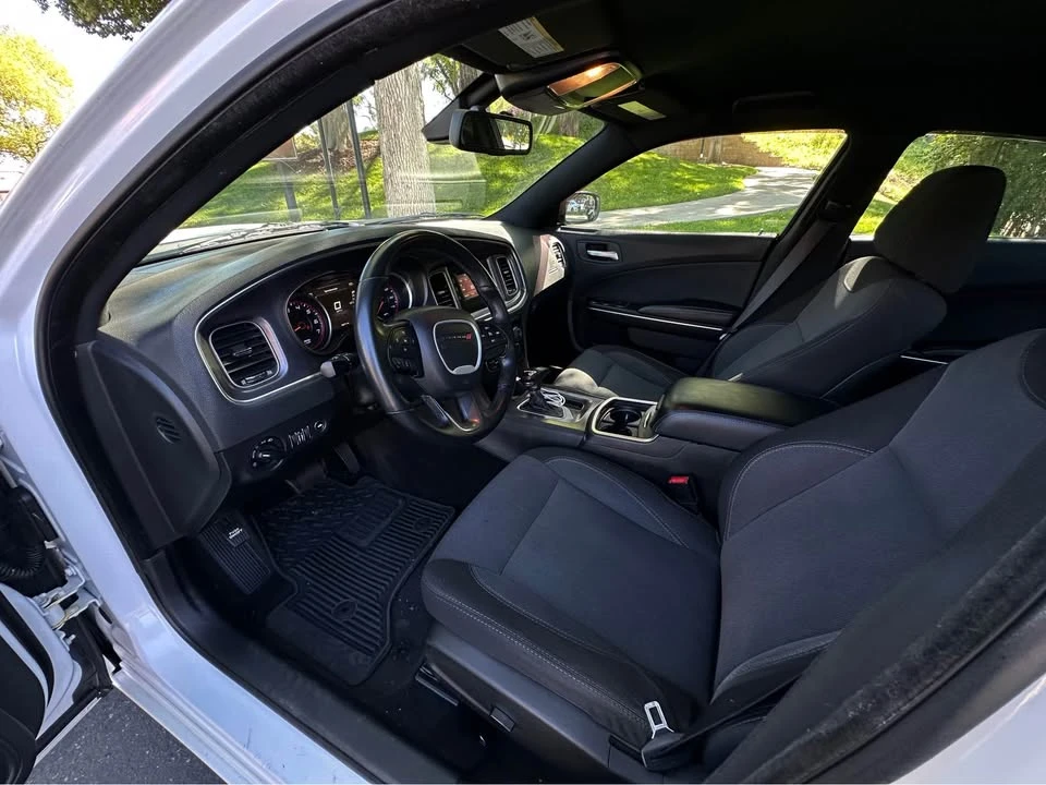 2015 Dodge Charger 7th Gen - Image 10 of 17