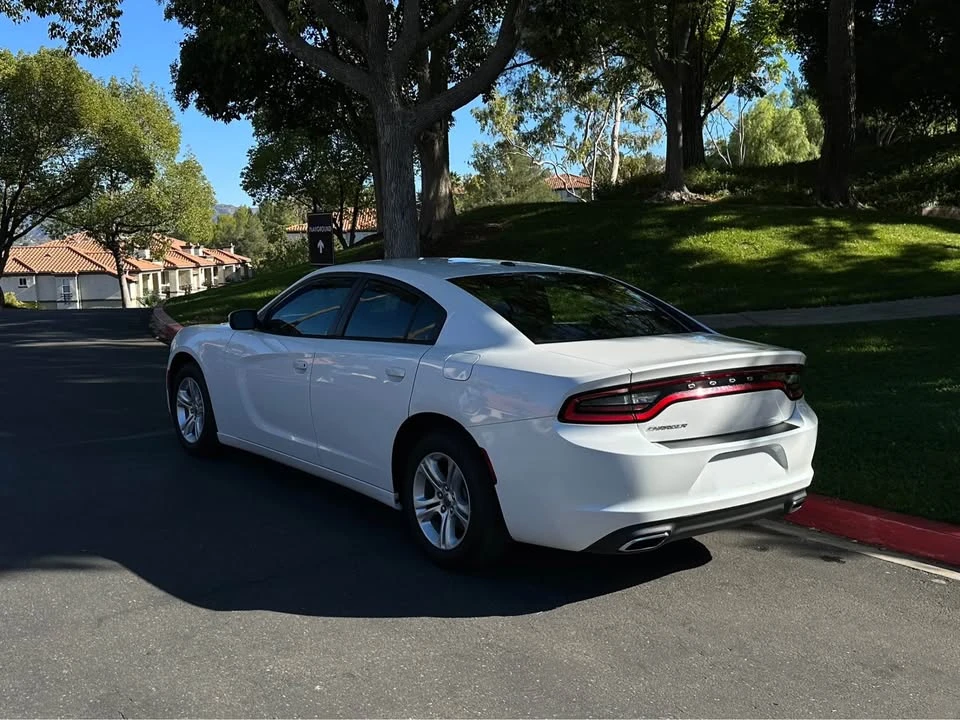 2015 Dodge Charger 7th Gen - Image 5 of 17