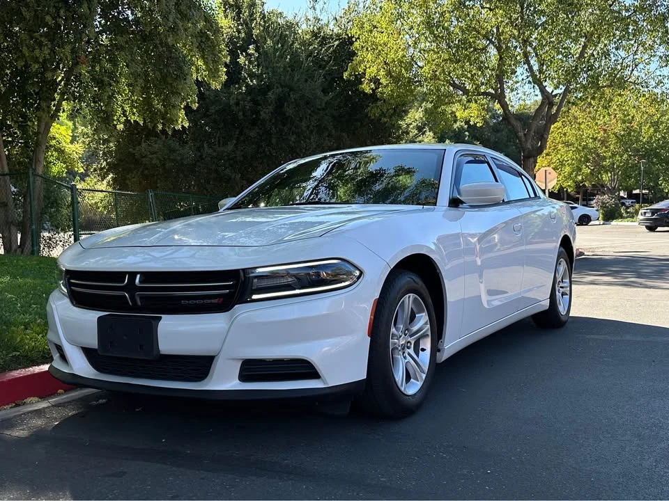 2015 Dodge Charger 7th Gen - Image 3 of 17