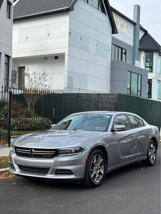 2015 Dodge Charger 7th Gen - Image 9 of 18