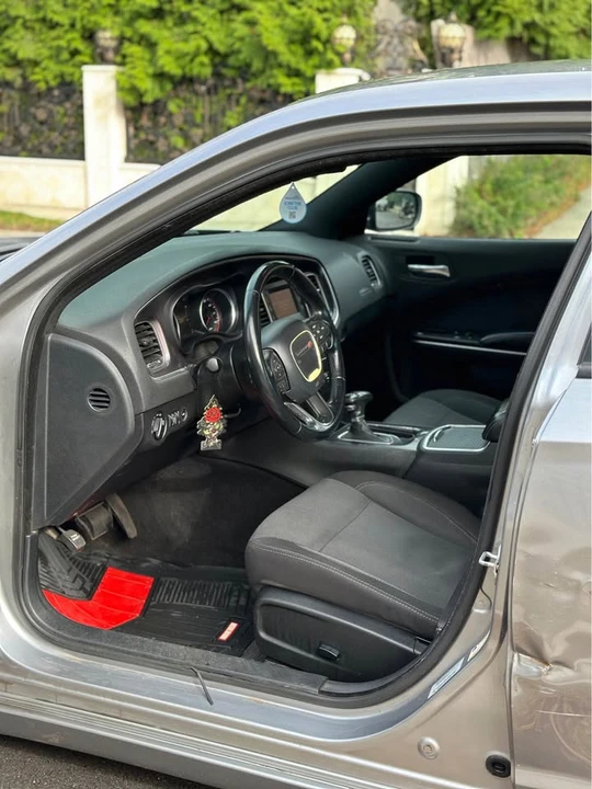 2015 Dodge Charger 7th Gen - Image 17 of 18
