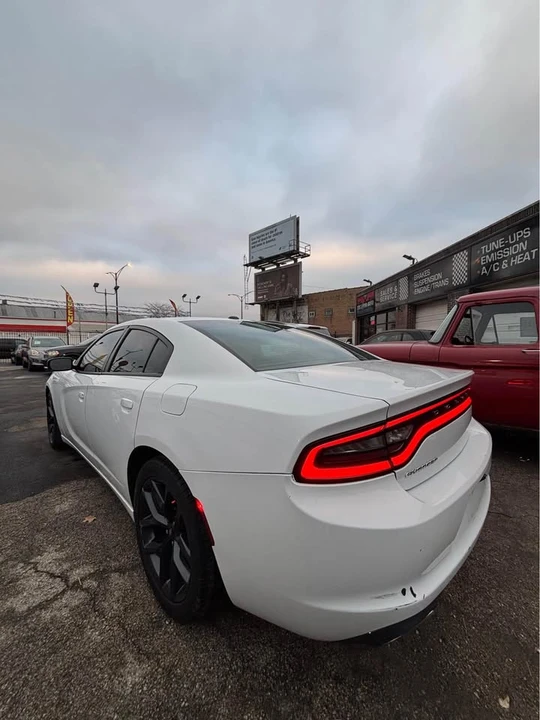 2015 Dodge Charger 7th Gen - Image 6 of 7