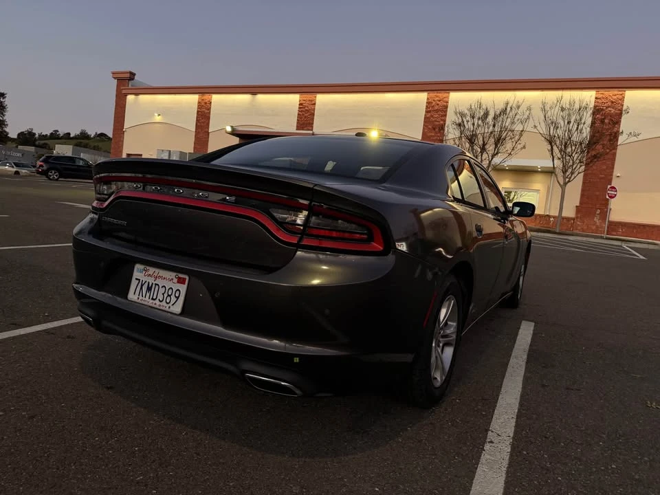 2015 Dodge Charger 7th Gen - Image 2 of 16