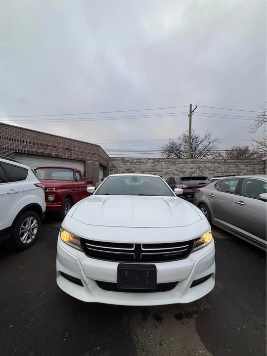 2015 Dodge Charger 7th Gen - Image 2 of 7