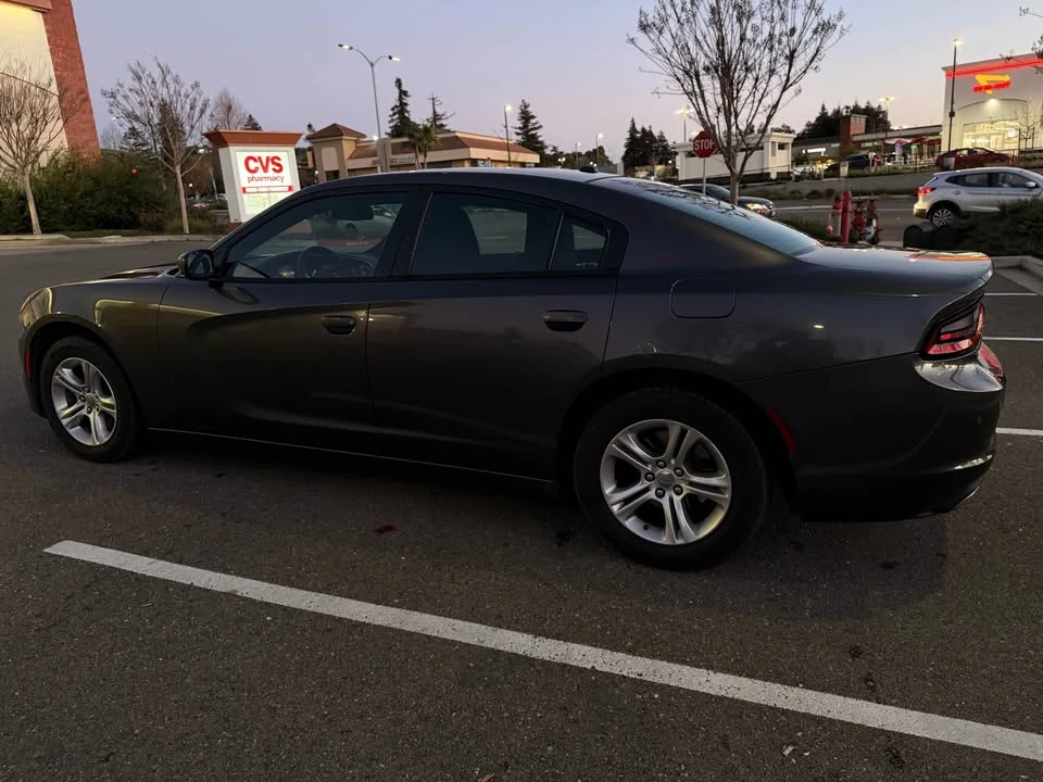 2015 Dodge Charger 7th Gen - Image 3 of 16