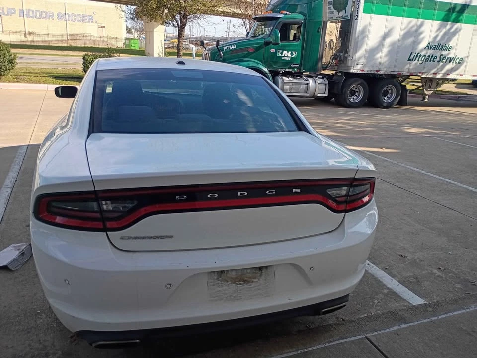 2015 Dodge Charger 7th Gen - Image 7 of 11