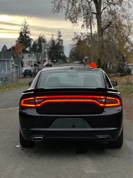 2015 Dodge Charger 7th Gen - Image 5 of 14