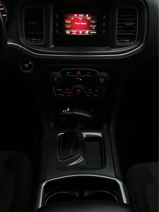 2015 Dodge Charger 7th Gen - Image 9 of 14