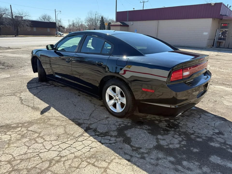 2015 Dodge Charger 7th Gen - Image 5 of 18