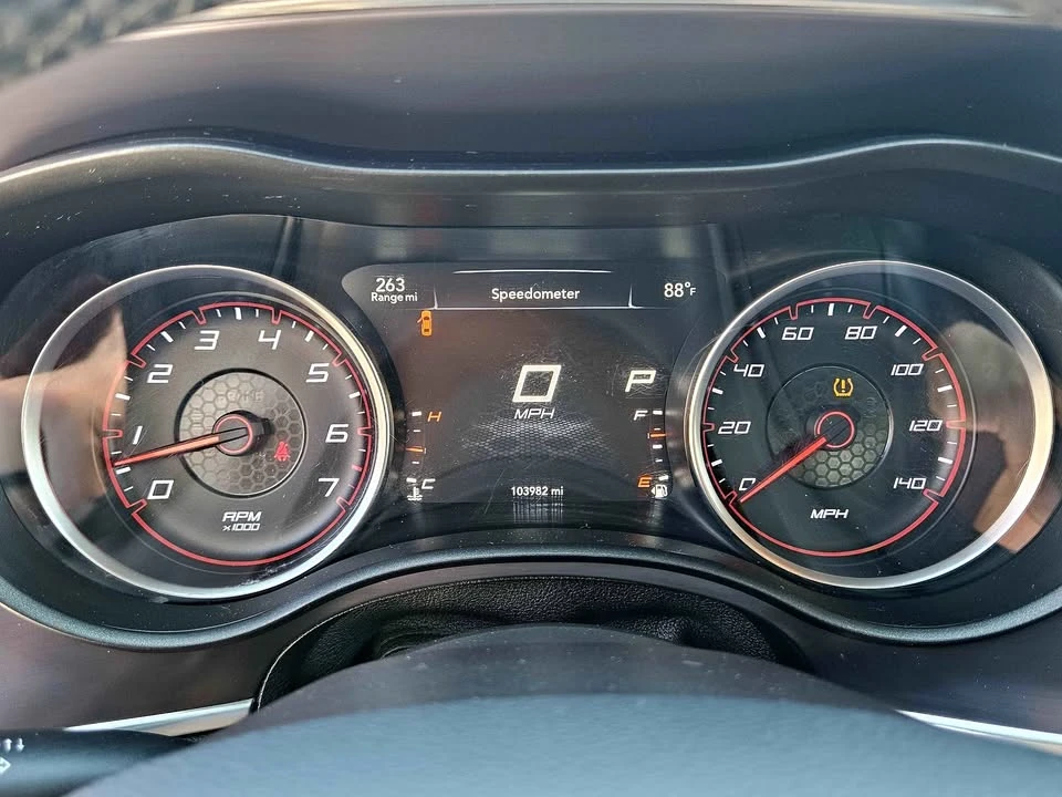 2015 Dodge Charger 7th Gen - Image 15 of 17