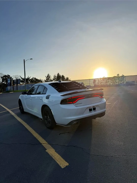 2015 Dodge Charger 7th Gen - Image 5 of 12