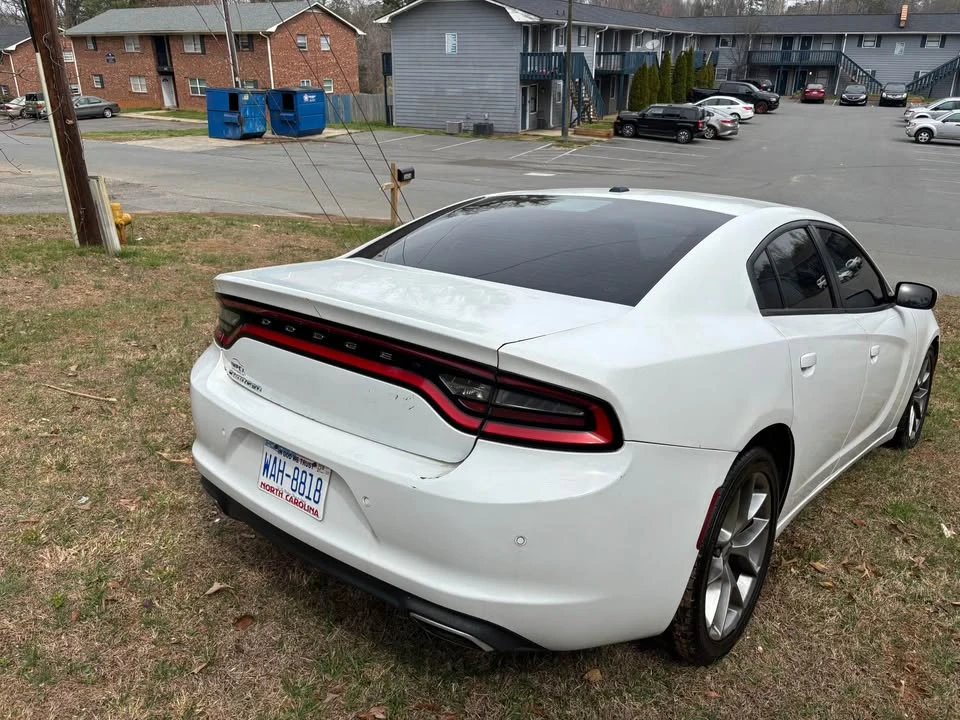 2015 Dodge Charger 7th Gen - Image 6 of 14