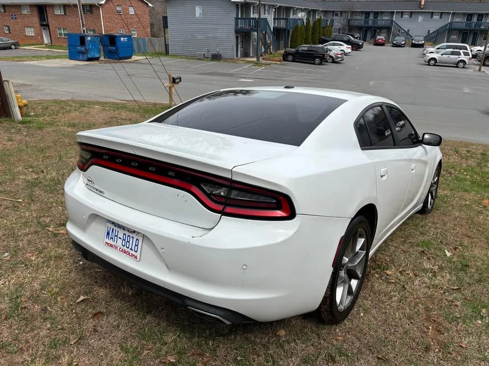 2015 Dodge Charger 7th Gen - Image 8 of 14