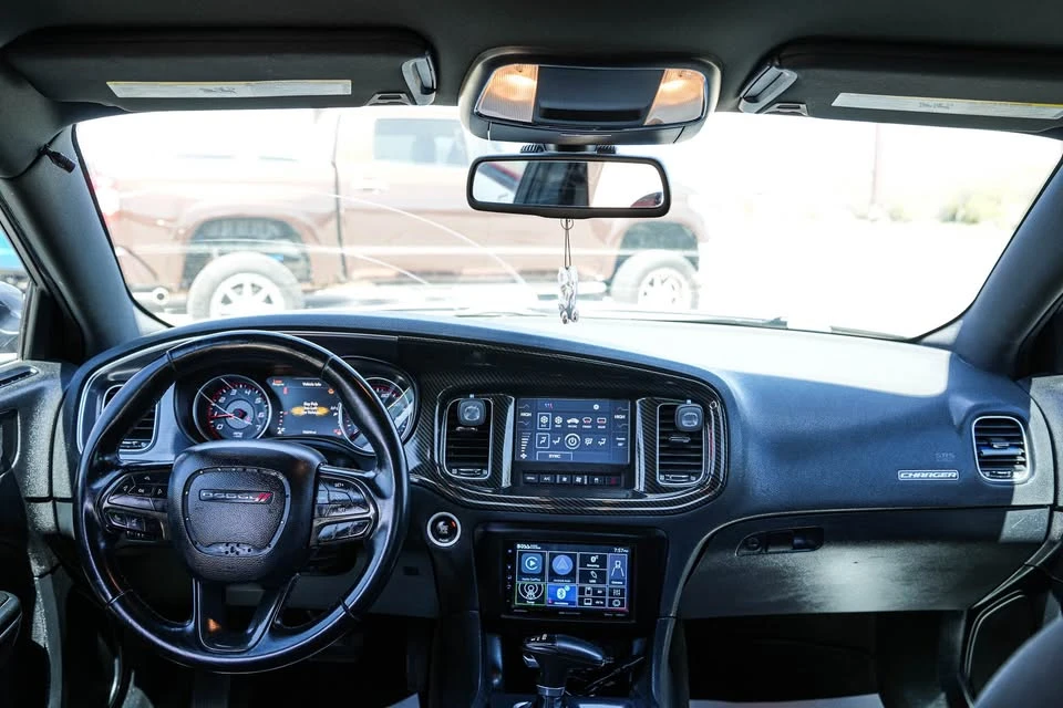 2015 Dodge Charger 7th Gen - Image 11 of 18