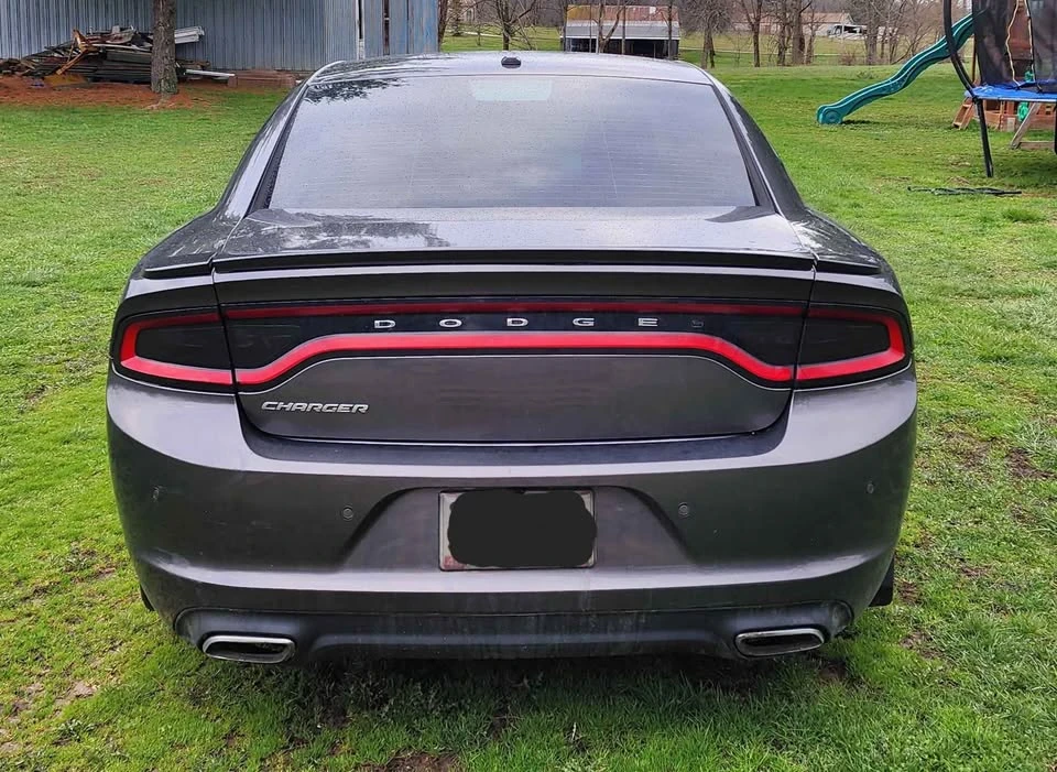 2015 Dodge Charger 7th Gen - Image 4 of 12