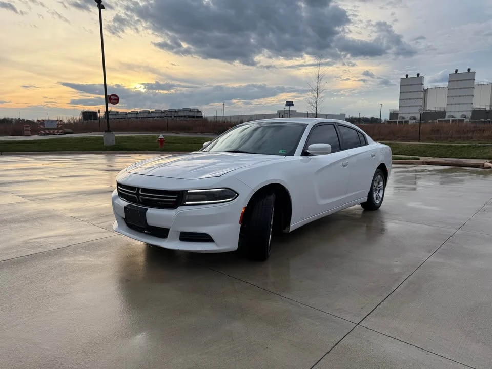2015 Dodge Charger 7th Gen - Image 3 of 20