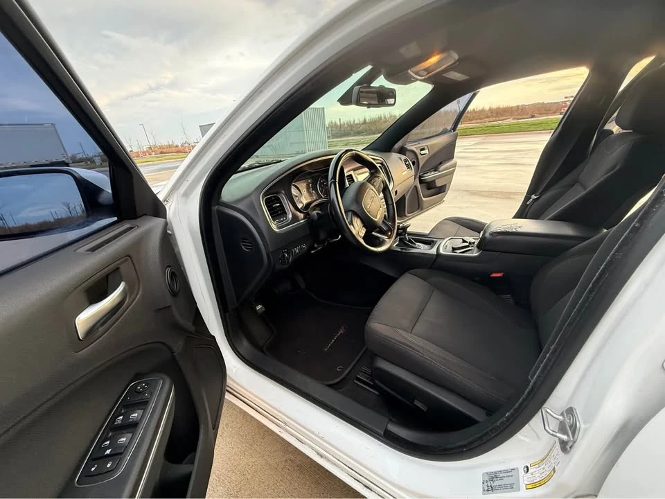 2015 Dodge Charger 7th Gen - Image 13 of 20