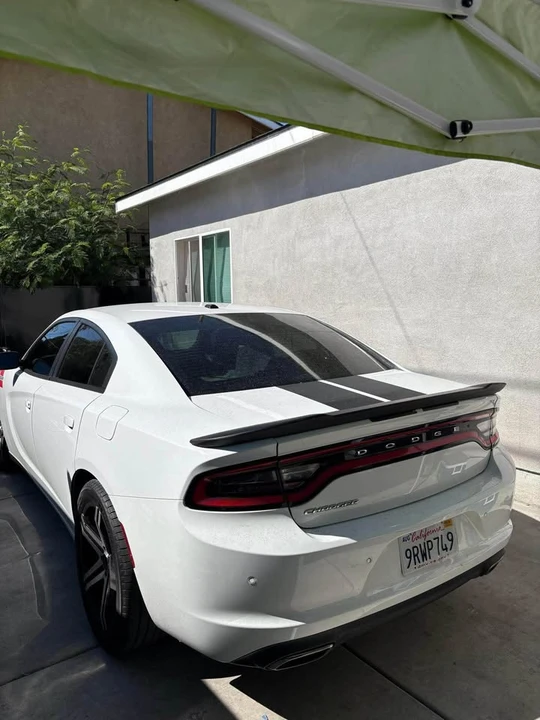 2015 Dodge Charger 7th Gen - Image 4 of 9