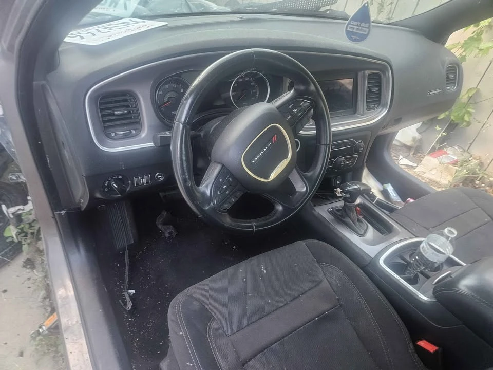 2015 Dodge Charger 7th Gen - Image 14 of 15