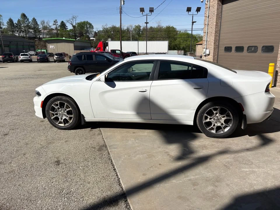 2015 Dodge Charger 7th Gen - Image 6 of 16