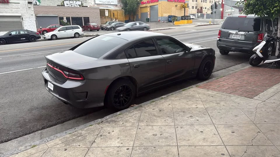 2015 Dodge Charger 7th Gen - Image 10 of 13