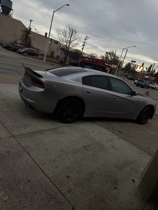 2015 Dodge Charger 7th Gen - Image 5 of 13