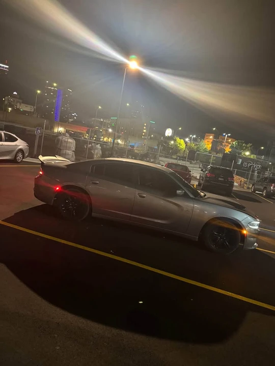 2015 Dodge Charger 7th Gen - Image 9 of 13