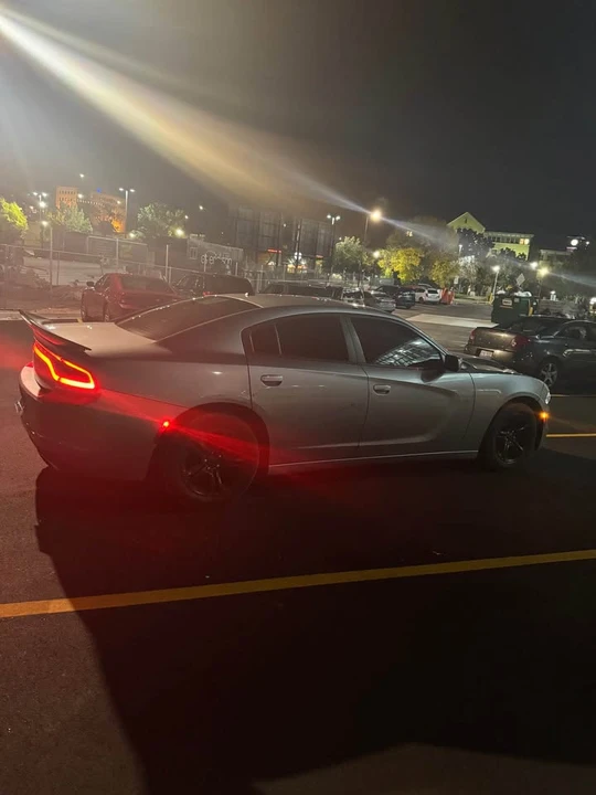 2015 Dodge Charger 7th Gen - Image 8 of 13