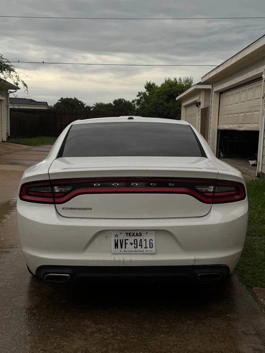 2015 Dodge Charger 7th Gen - Image 2 of 2