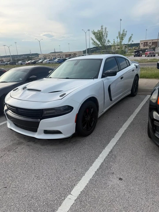 2015 Dodge Charger 7th Gen - Image 14 of 16