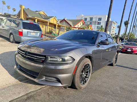2015 Dodge Charger SE Sedan 4D