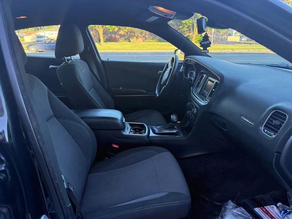 2015 Dodge Charger 7th Gen - Image 7 of 18
