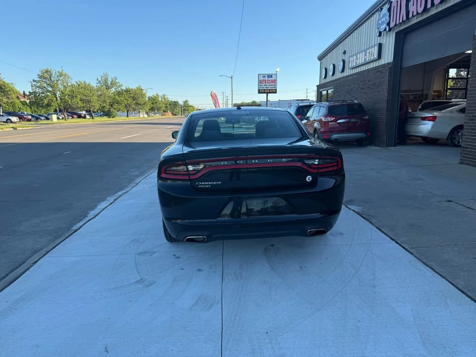 2015 Dodge Charger 7th Gen - Image 3 of 18