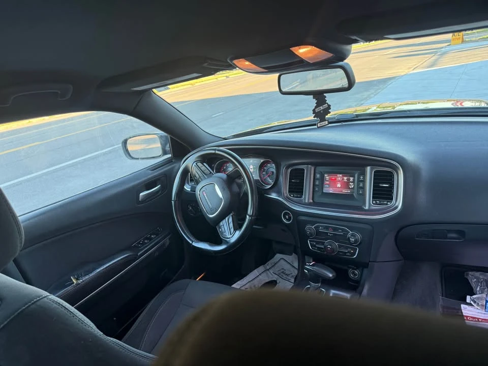 2015 Dodge Charger 7th Gen - Image 9 of 18