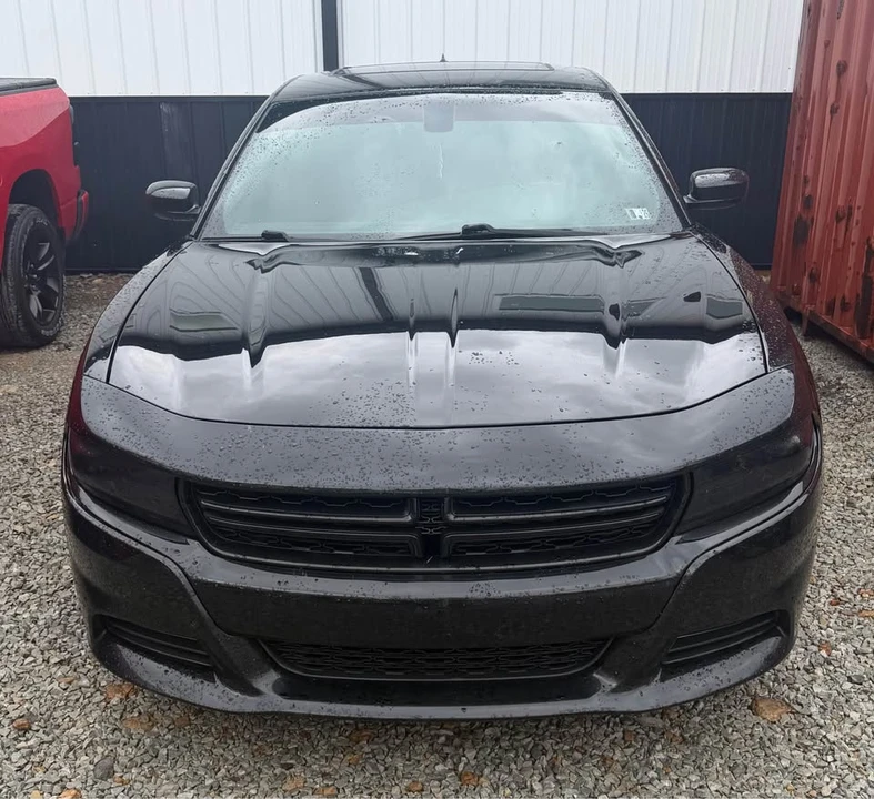 2015 Dodge Charger 7th Gen - Image 2 of 3