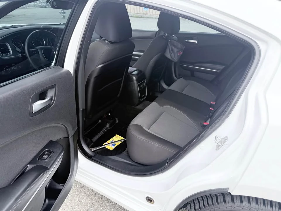 2015 Dodge Charger 7th Gen - Image 16 of 20