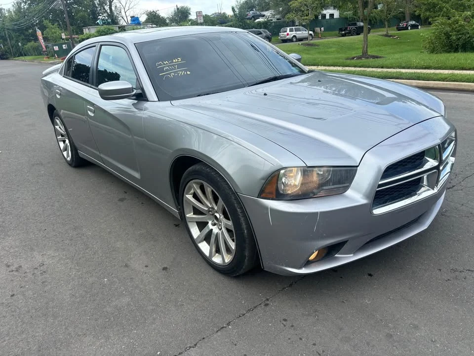 2015 Dodge Charger 7th Gen - Image 2 of 7