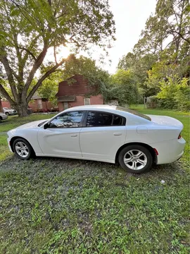 2015 Dodge Charger SE Sedan 4D