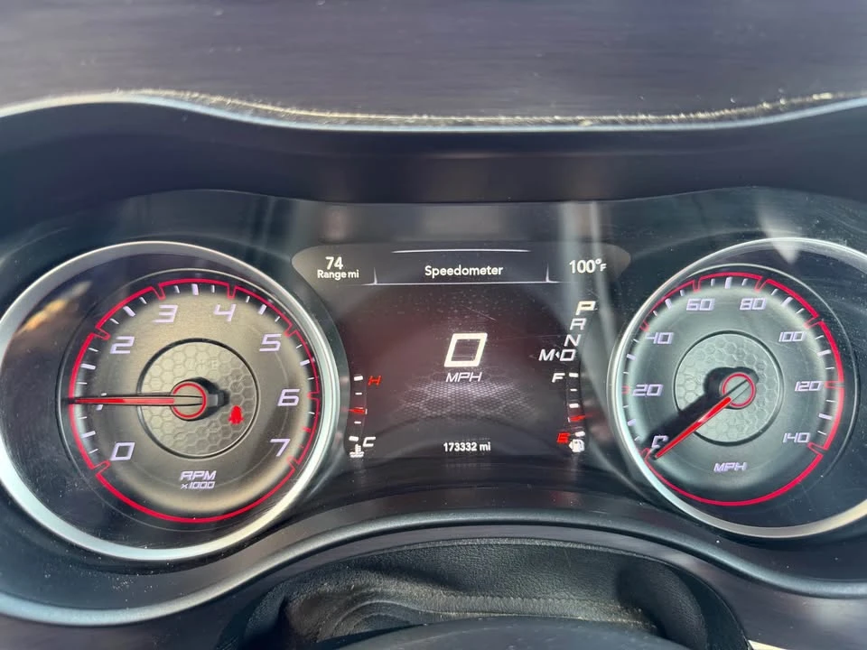 2015 Dodge Charger 7th Gen - Image 9 of 11