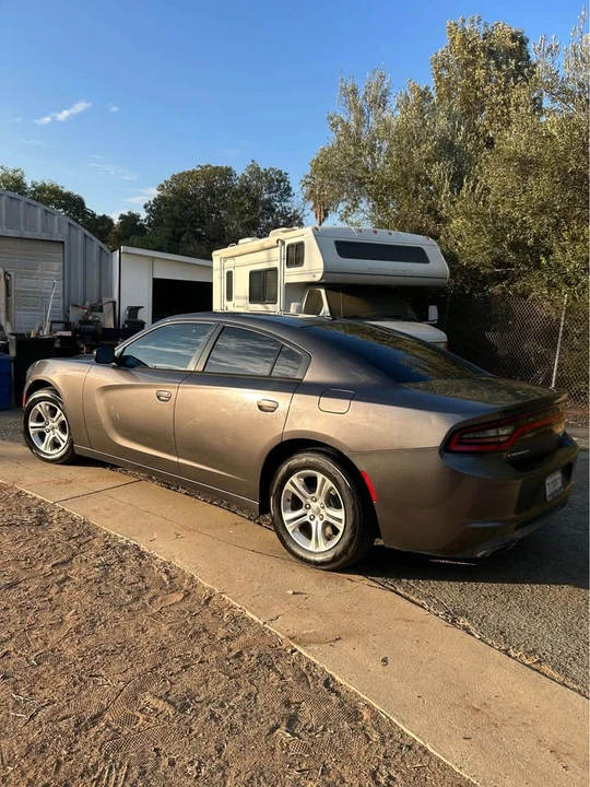 2015 Dodge Charger 7th Gen - Image 2 of 12