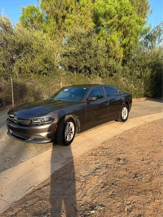 2015 Dodge Charger 7th Gen - Image 4 of 12