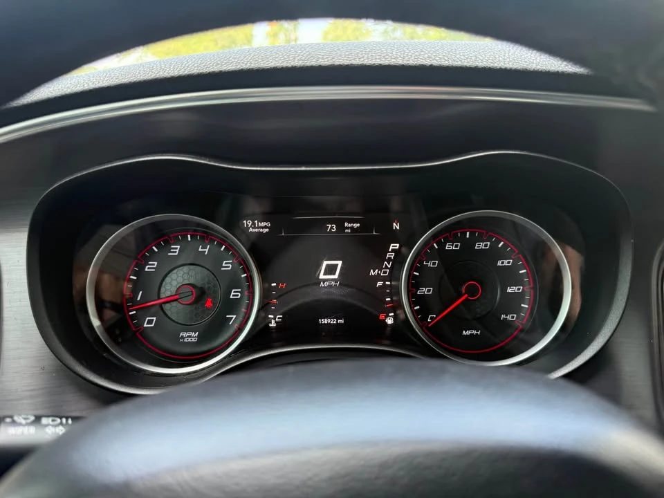 2015 Dodge Charger 7th Gen - Image 15 of 20