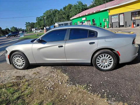 2015 Dodge Charger SE Sedan 4D
