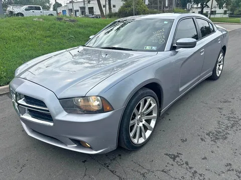 2015 Dodge Charger SE Sedan 4D
