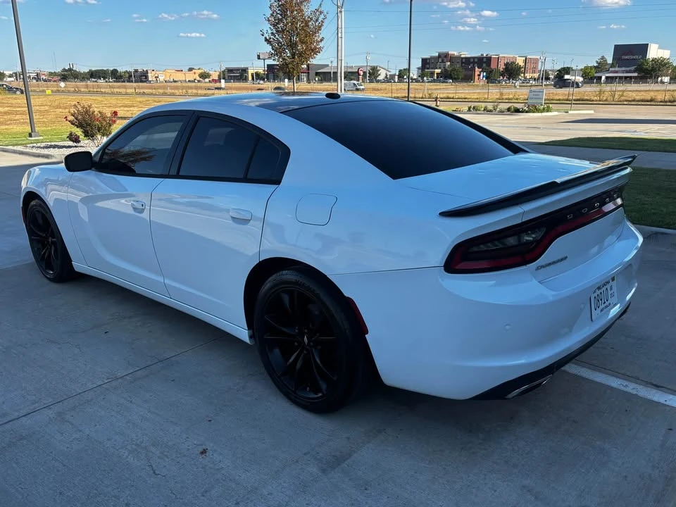 2015 Dodge Charger 7th Gen - Image 5 of 16